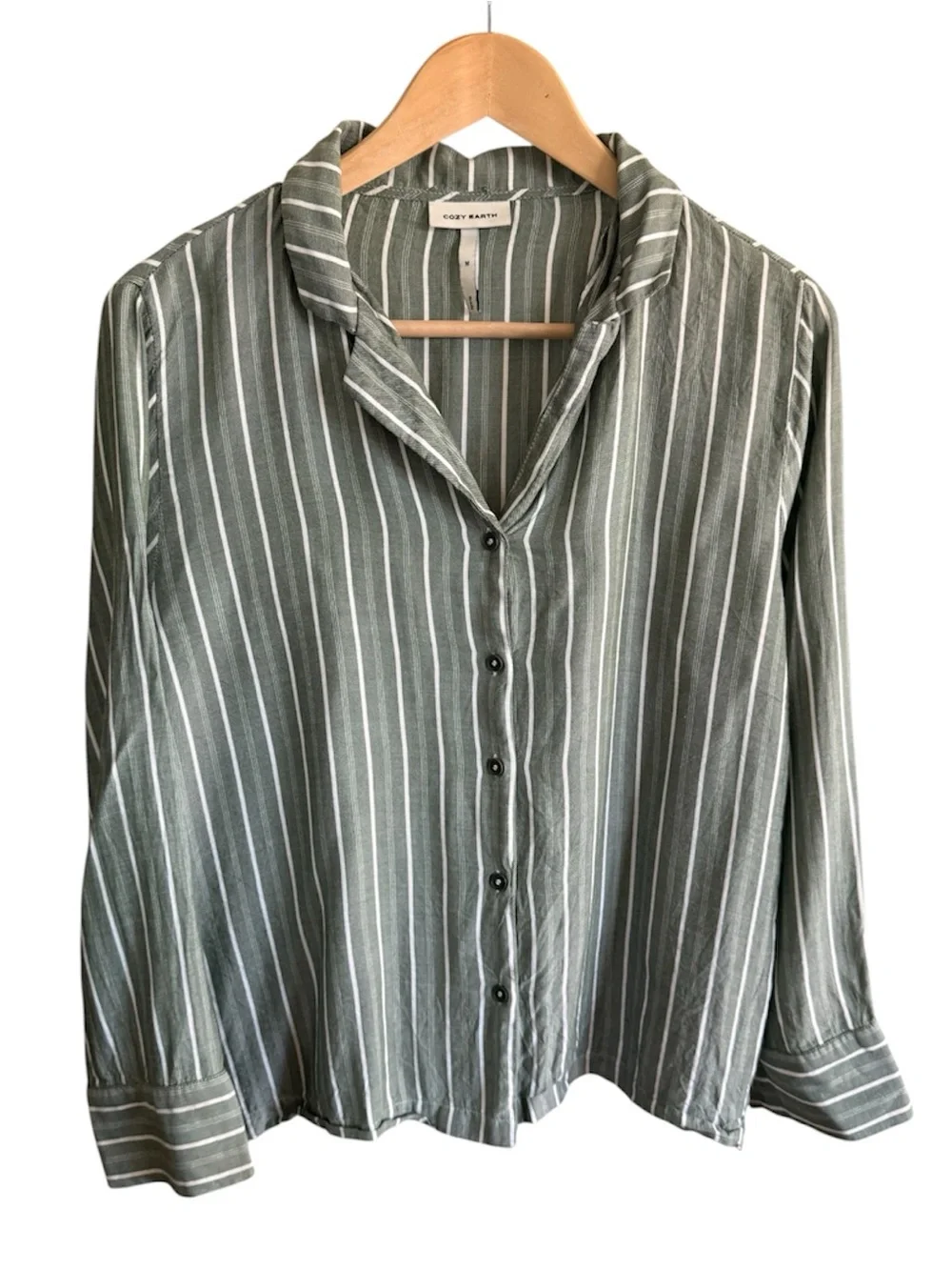 Cozy Earth Women’s soft woven pajama top Jasper Green White Button-Front Medium